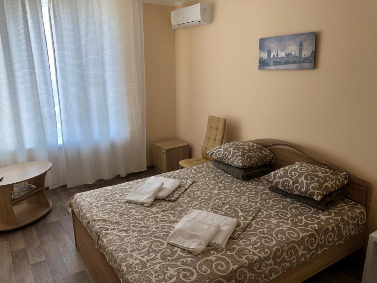 Sportium Hotell Ochakiv Exteriör bild